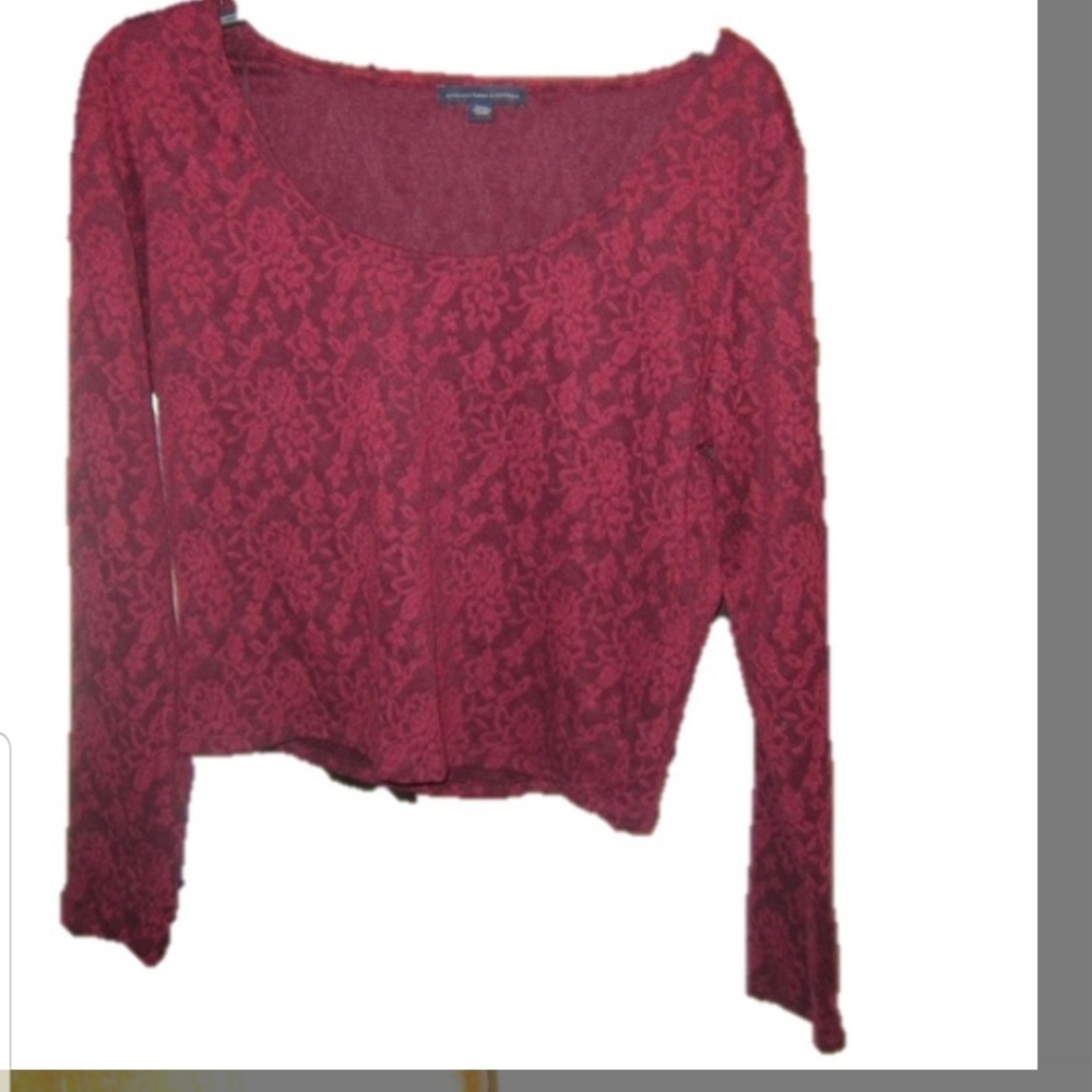 American Eagle XL Red Lace Long Sleeve tee